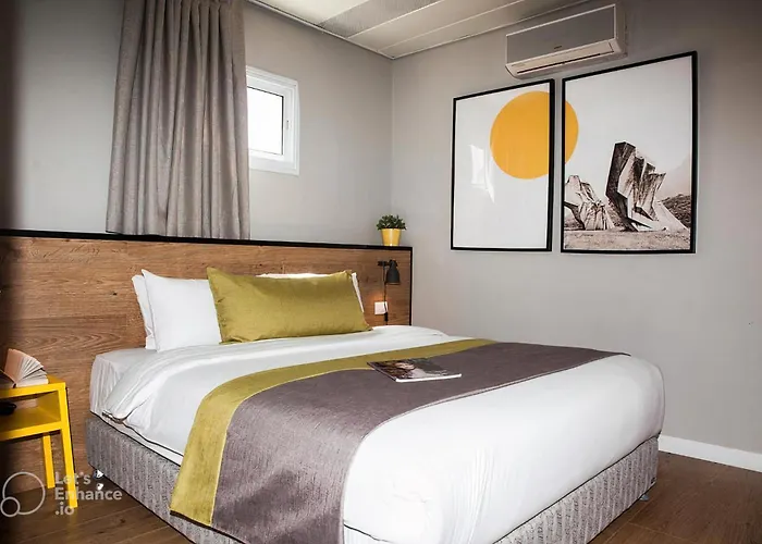 Dizengoff Square Boutique - Aparthotel